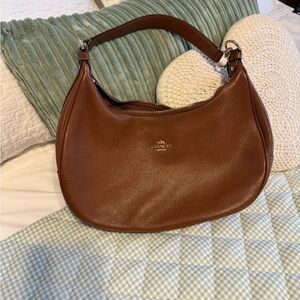 Coach Brown Leather Women's Shoulder Bag